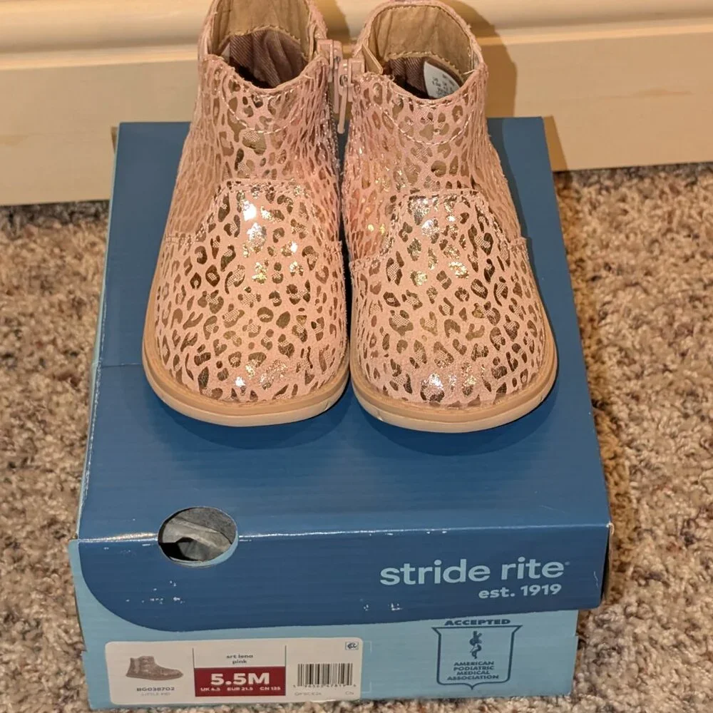 Stride Rite SRT Lena Pink Leopard Boots 5.5M - Picture 4 of 9
